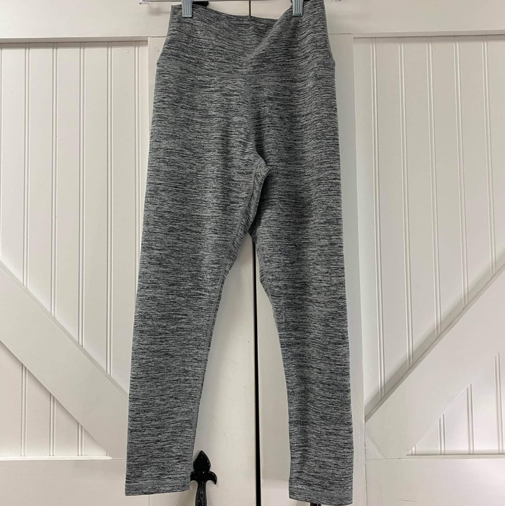 ECHT Leggings size small